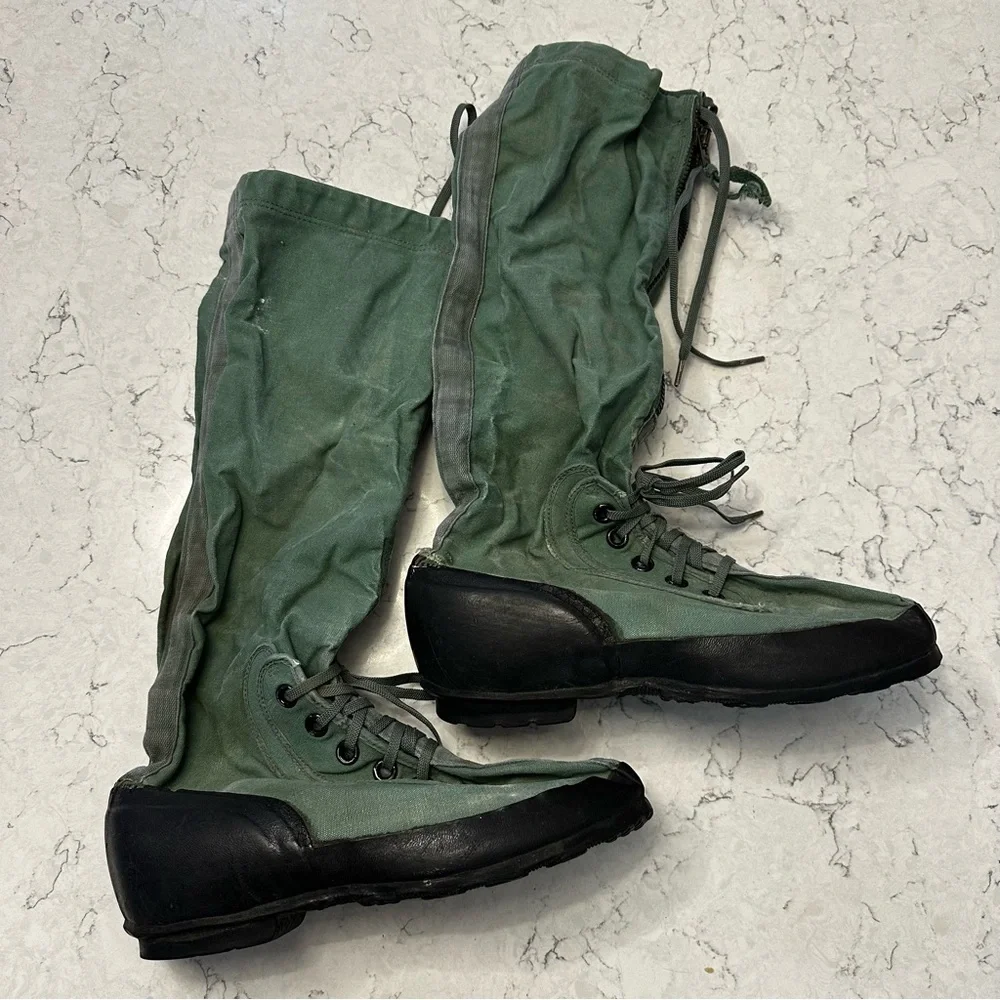 US Military MUKLUK BOOTS Snow Extreme Cold Weather Arctic Boots Mens 10 WellWorn
